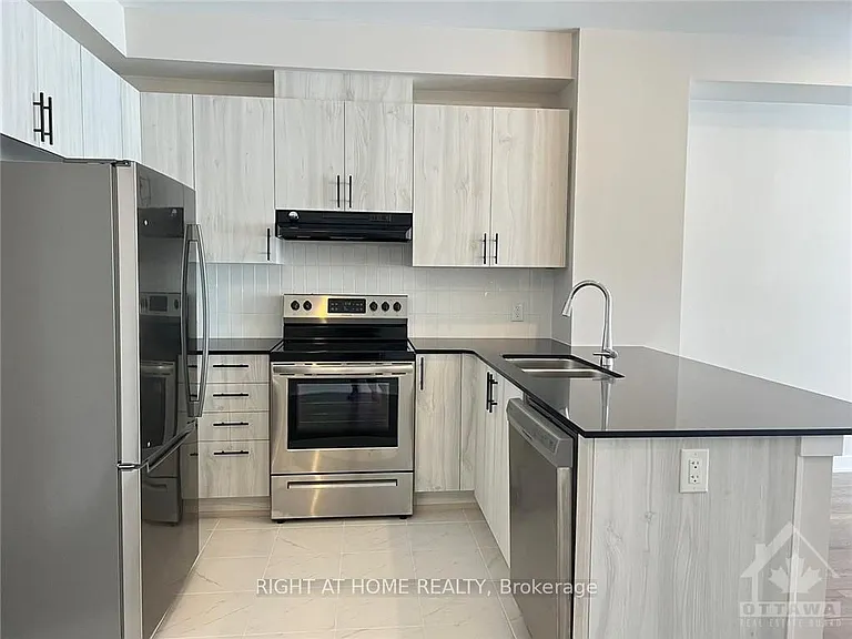6325 Perth St — Photo 3