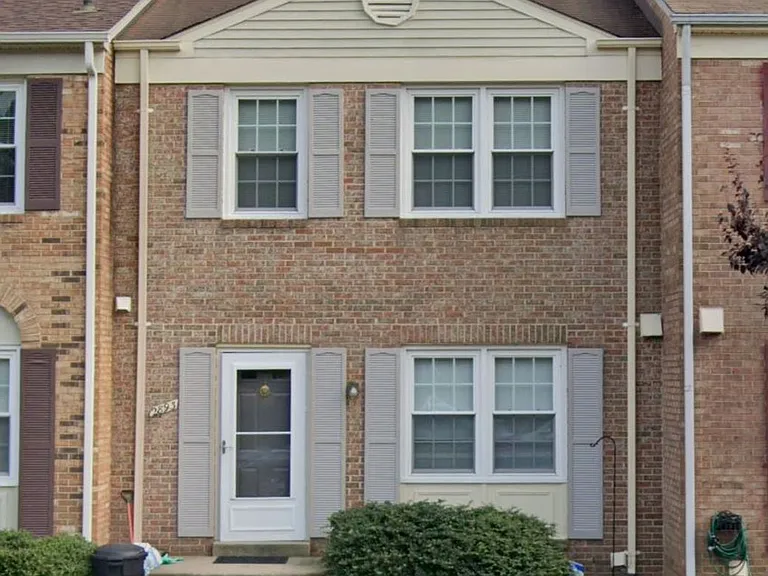 2893 Seminole Rd — Photo 1