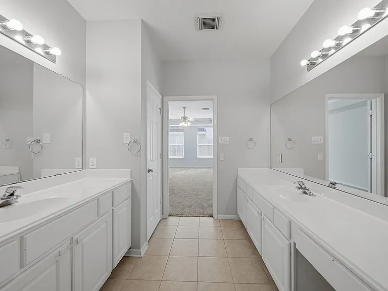 1631 Crescent Shores Ln — Photo 27