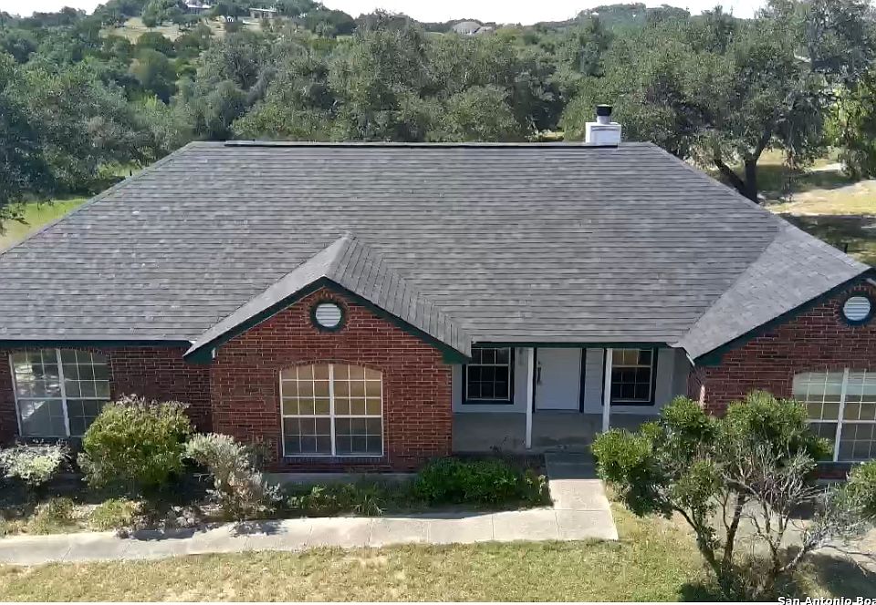 1st image of 2790 Willow