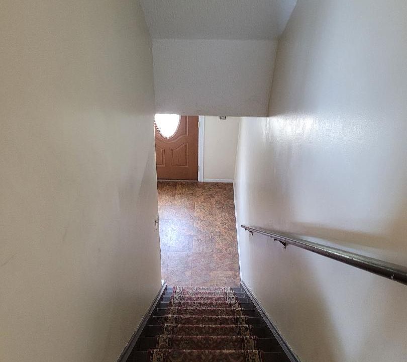 1st image of 3039 Greenshire Ave