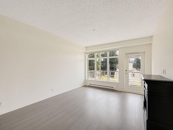 5th image of 2220 Sooke Rd #305