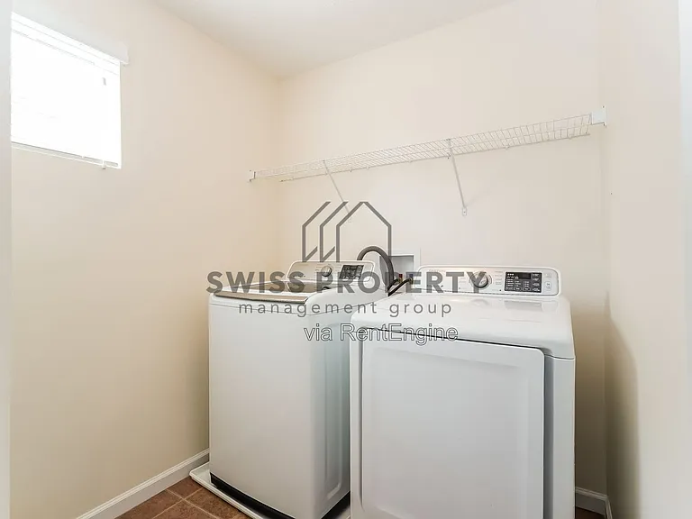 3865 Gabrielle Dr — Photo 16