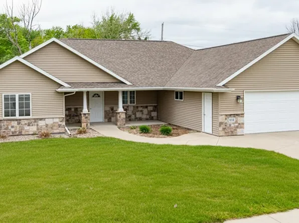 610 Harvest Trl, Appleton, WI 54913