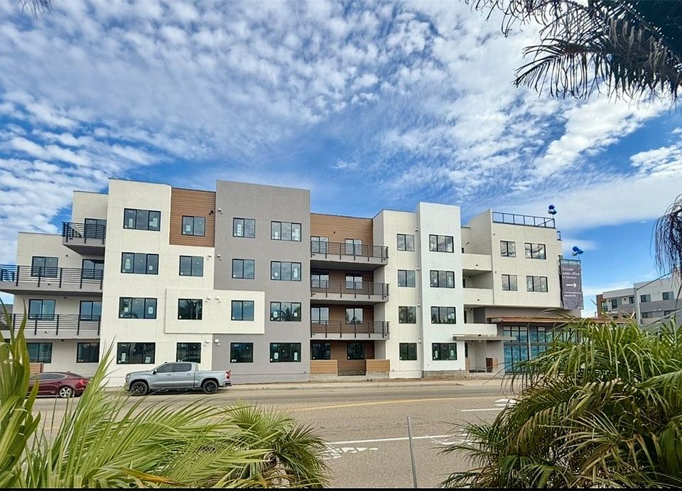 1st image of 401 W Grand Ave #413