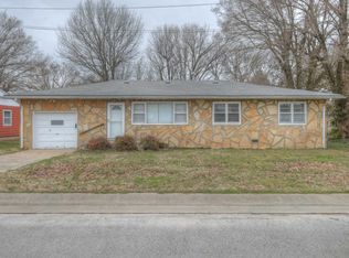 720 Boyd St, Neosho, MO 64850
