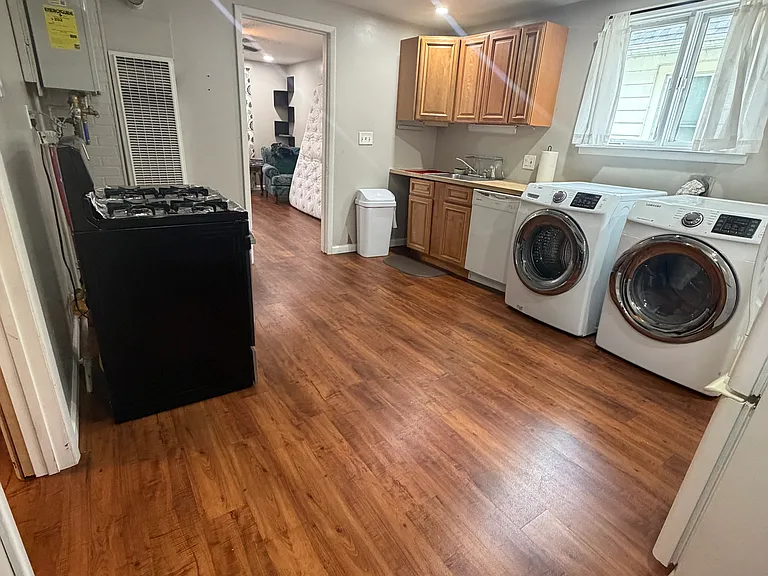 82 Kail St #1 — Photo 3