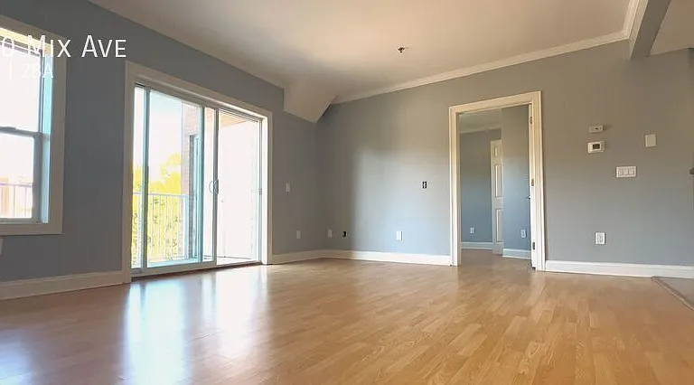 740 Mix Ave — Photo 8