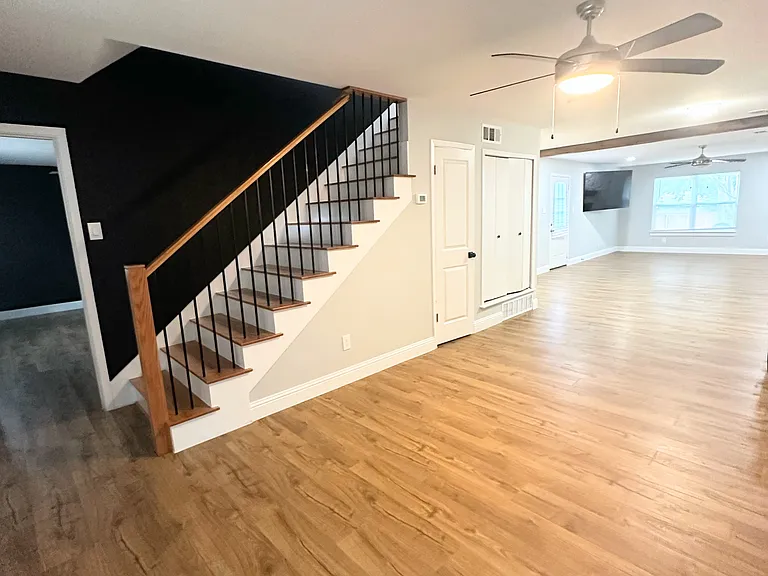 Live Oak Dr — Photo 9