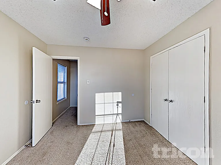 2036 Talon Dr — Photo 14
