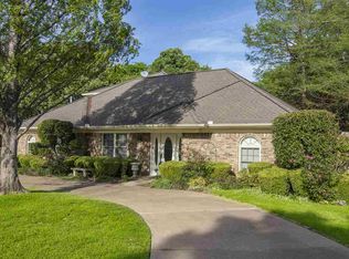 1816 E Northwood Ct, Longview, TX 75605