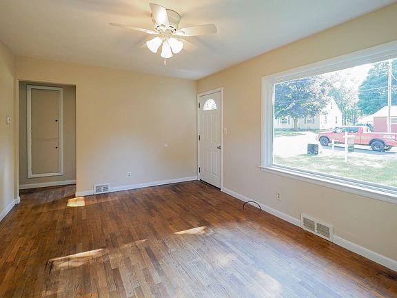 3rd image of 5273 Wayne Ave