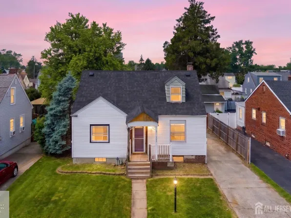 329 Desota Ave, Woodbridge, NJ 07095
