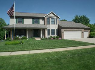 11236 Prestwick Dr, Lansing, MI 48917