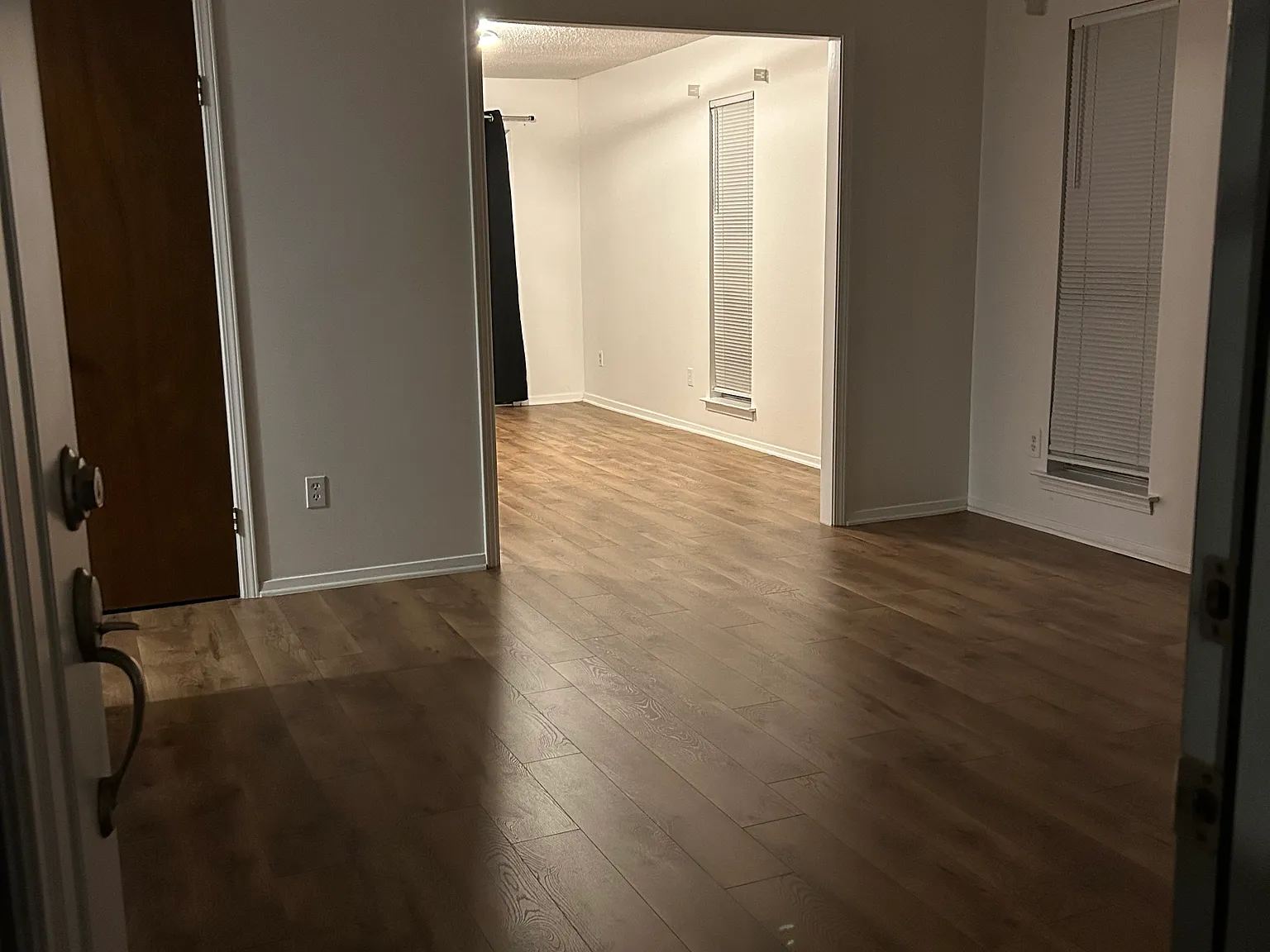 3 bed, 1104 sqft, $1,450 — Photo 2