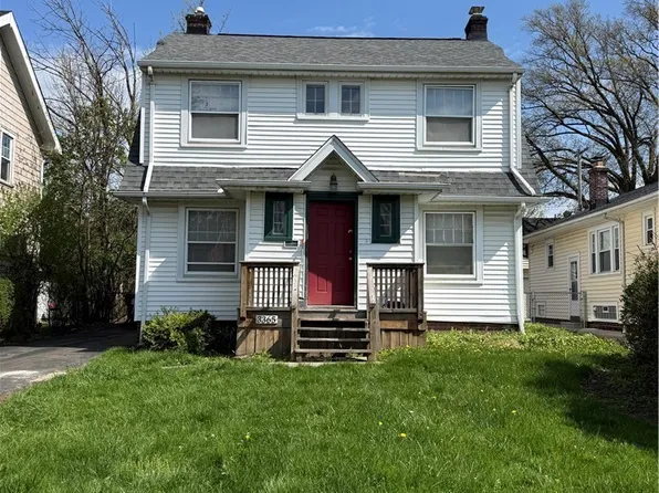 3365 Silsby Rd, Cleveland Heights, OH 44118