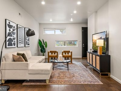 529 W Jefferson St, Philadelphia, PA, 19122