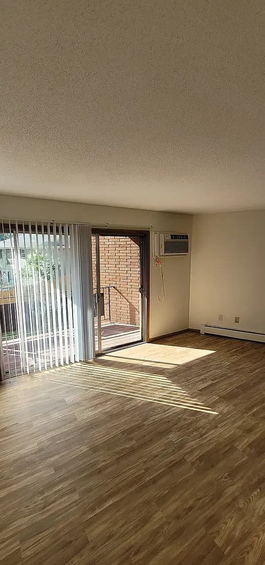 Brookview Manor — Photo 3
