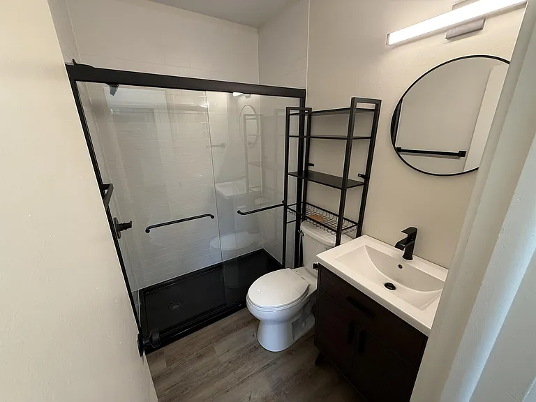 123 E Iowa Ave #3 — Photo 6