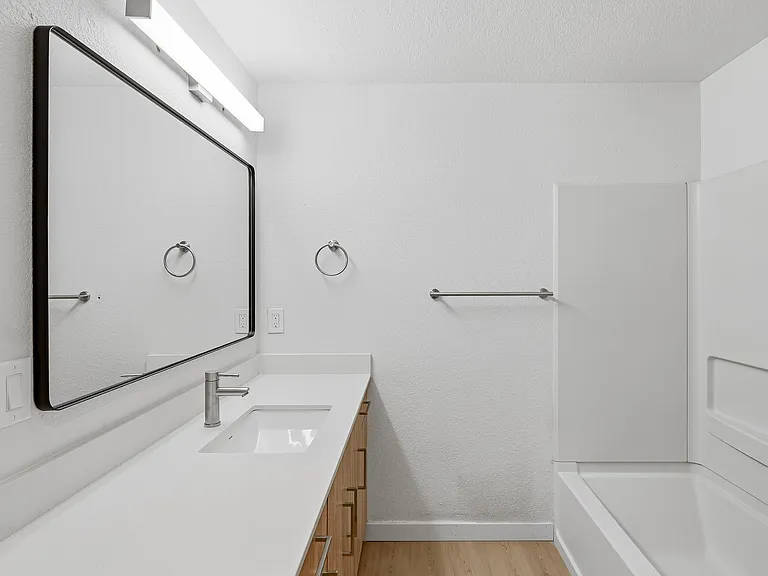 The Finch_Apartment E57_2026 (8)