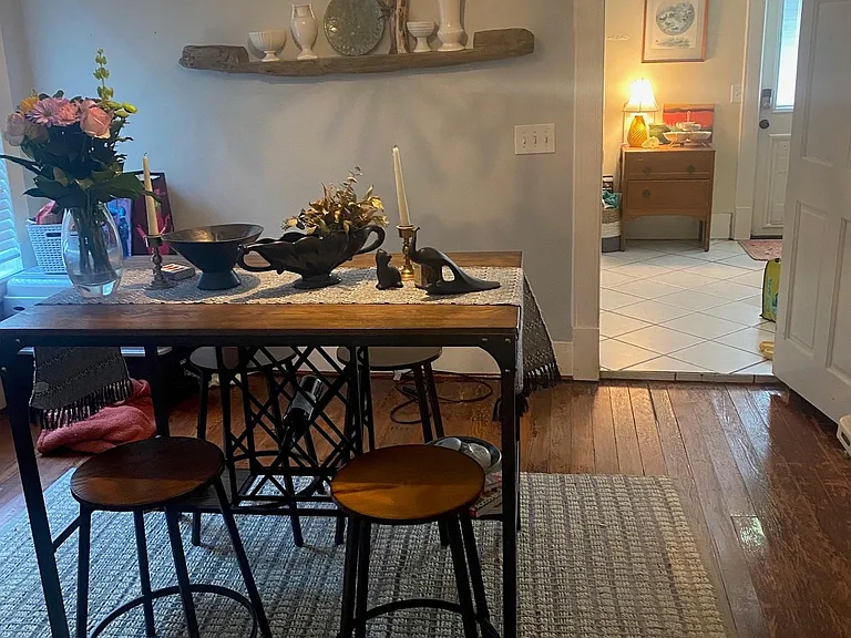 1310 Summer St — Photo 4