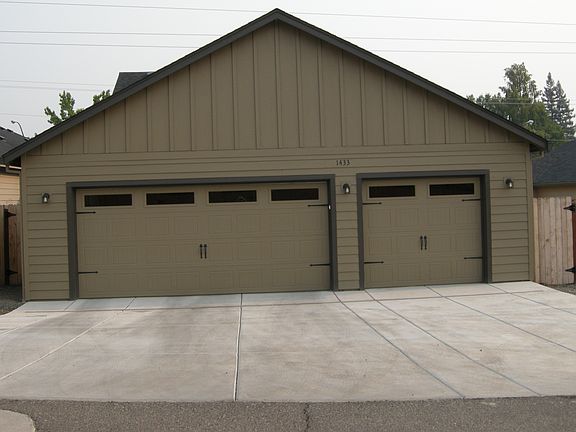 Triple garage