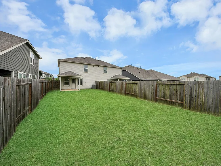 7027 Cedar Breeze Ct — Photo 34