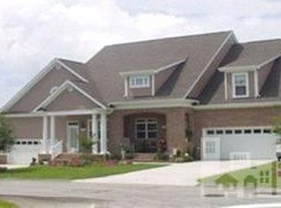 7409 S Promontory Ct, Wilmington, NC 28412