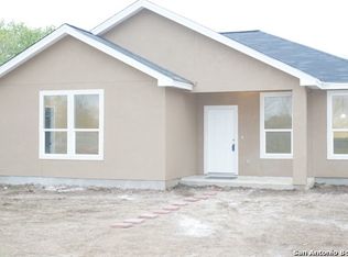 10676 Fowler Rd, Atascosa, TX 78002