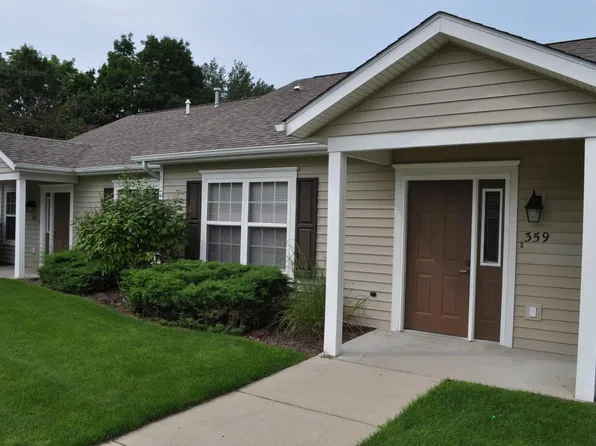 329 Heritage Ln, Plainwell, MI 49080