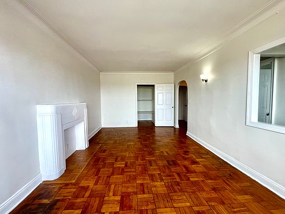 4th image of 12220 Ocean Promenade APT 6G