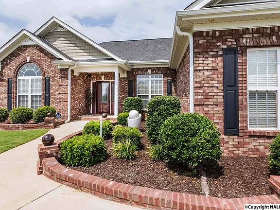 2nd image of 240 Wes Ashley Dr