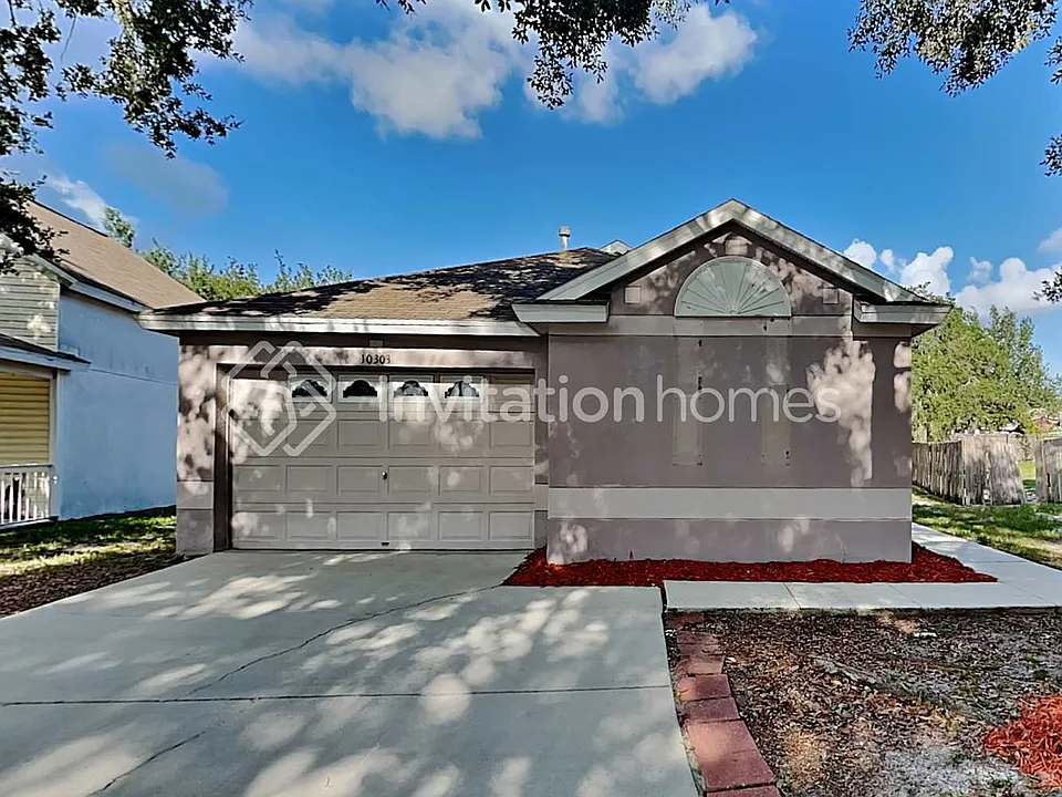 10303 Lakeside Vista Dr