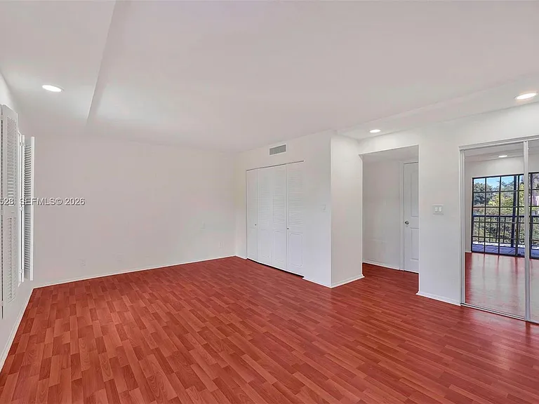 1001 Three Islands Blvd #28 — Photo 29
