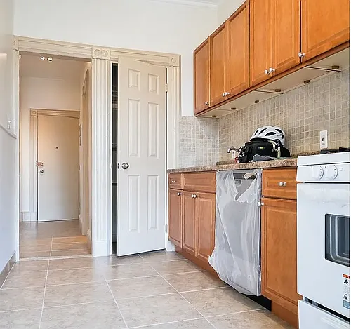 342 8th St #2 Photo 1