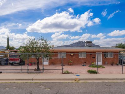 8405 & 8407 Neptune St, El Paso, TX, 79904