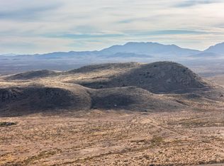 E Silver Lining Ln, Pearce, AZ 85625