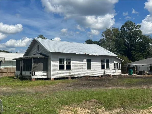 310 N 6th St, Ponchatoula, LA 70454