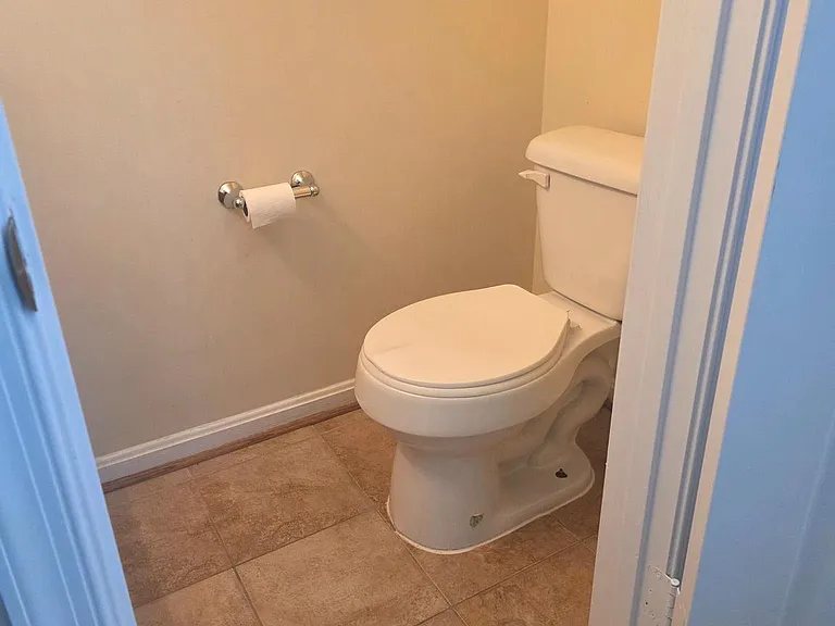 7766 Black Horse Ct — Photo 32