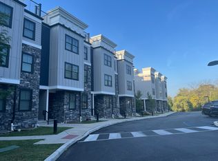 2008 Hyview Ter, Fort Washington, PA 19034