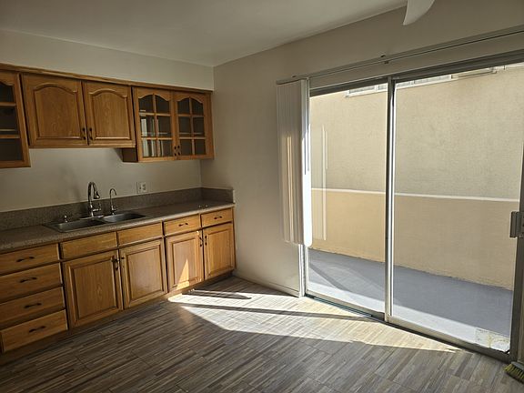 Kitchen & Back Deck