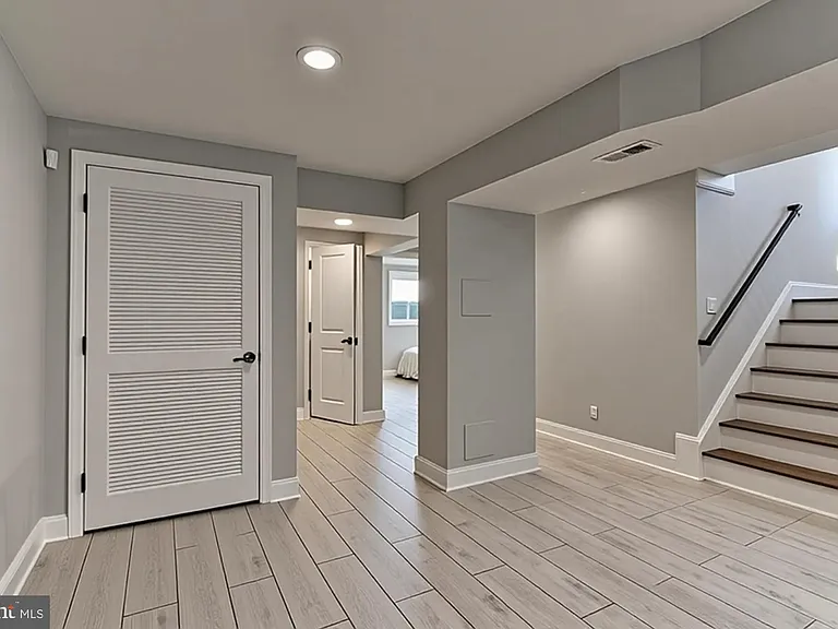 415 Ritchie Pkwy — Photo 22