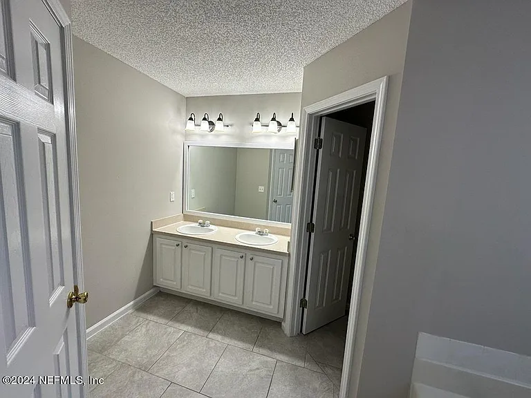 496 Heron Nest Point — Photo 9