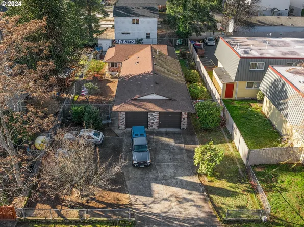 625-627 SE 160th Ave, Portland, OR 97233