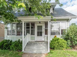 512 Ash St, Baraboo, WI 53913