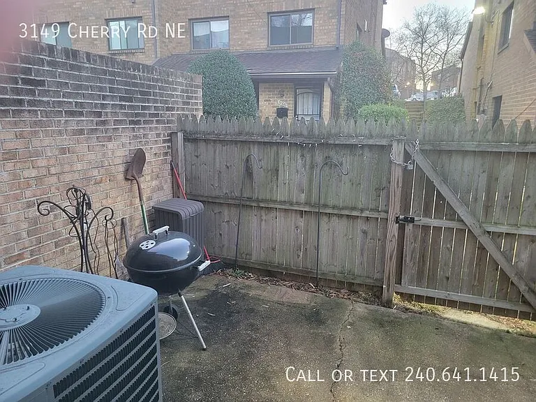 3149 Cherry Rd NE — Photo 16