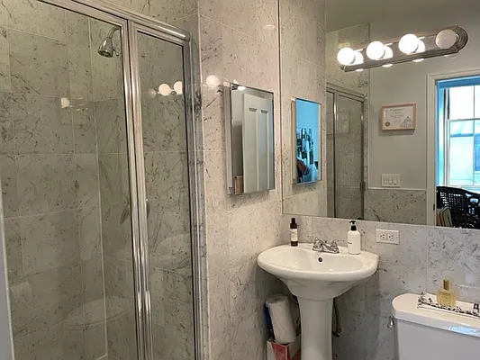 Rented by Friedman Roth Realty | media 16