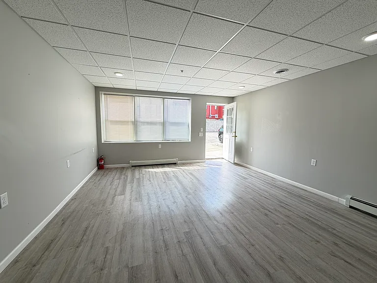 138 Fulton St E #3 — Photo 6