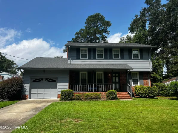 102 Brookview Drive, Jacksonville, NC 28540