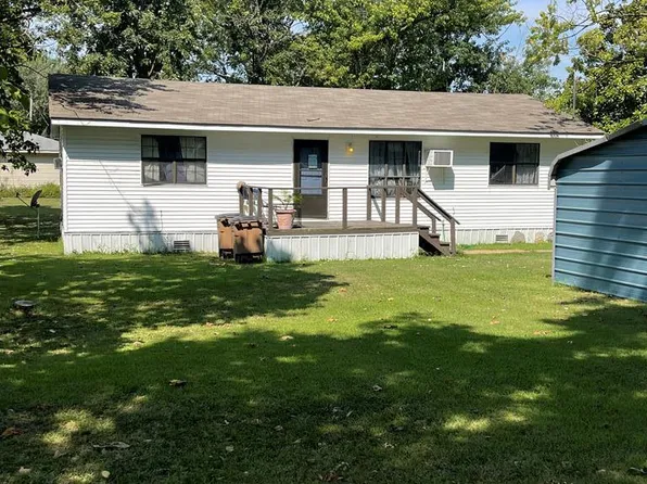 411 Foch St, Harrisburg, AR 72432